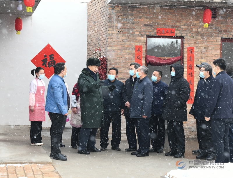 2022年1月26日下午，习近平总书记在山西省临汾市霍州市师庄乡冯南垣村受灾村民师红兵家看望。