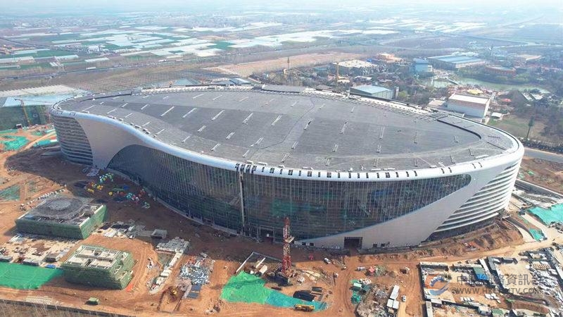 河北磁县鲲乐湾国际旅游度假区“光热+”项目建设工地。 崔岩摄