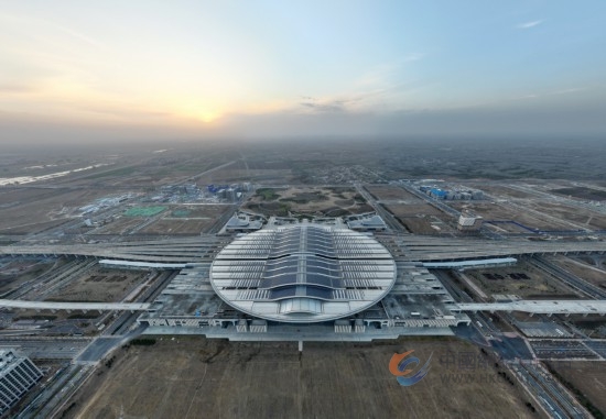 2024年3月29日，京雄城际铁路雄安站（无人机照片）。新华社记者 牟宇 摄