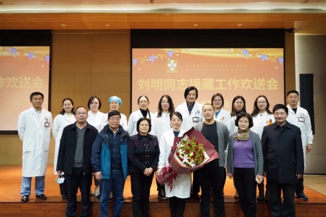 苏州九龙医院援藏医生联手当地医院成功开展今年第一例剖宫产手术