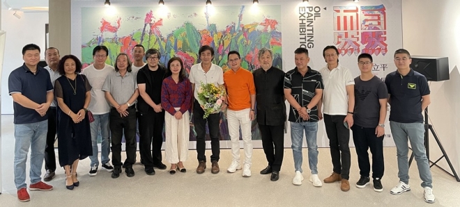 用色彩引领观众回归自然，张立平油画作品展在苏州虹雨石美术馆举行