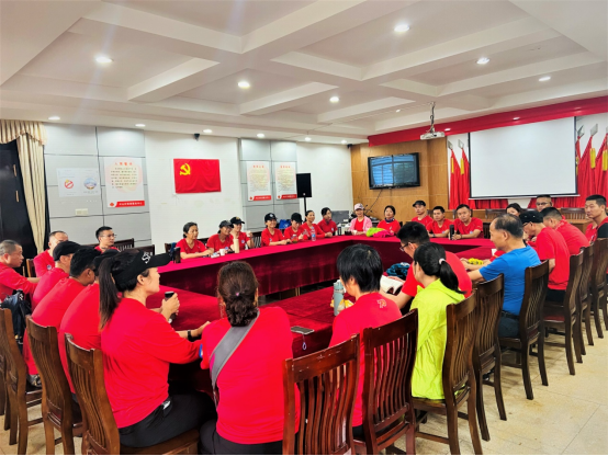 苏州登山协会开展多种形式活动缅怀革命先烈