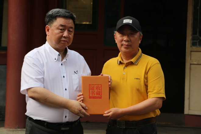 经典名剧《霸王别姬》创排100周年，苏州艺术家捐赠梅兰芳油画作品