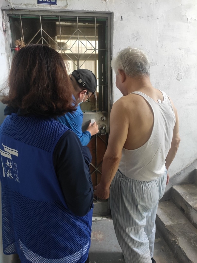 落实“我为群众办实事”要求，苏州为听障人士免费安装可视闪光门铃