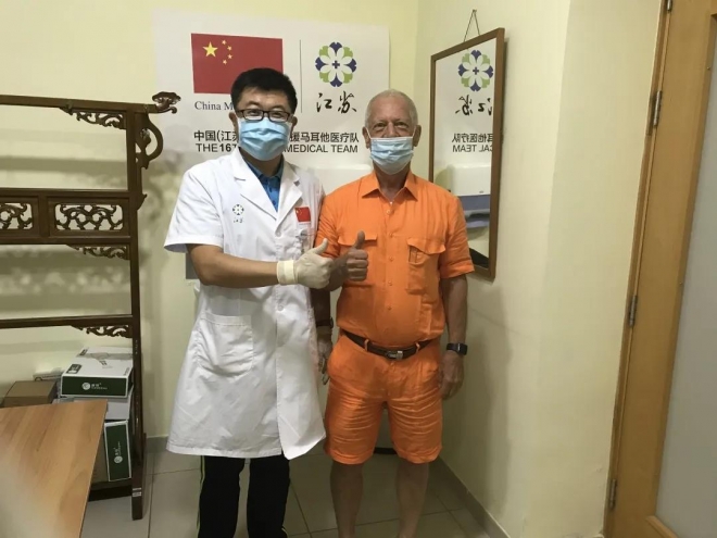 马耳他古稀老者痴迷吴门中医，自学8年成“中医通”
