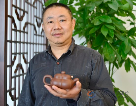 扎根陶都 自然天成