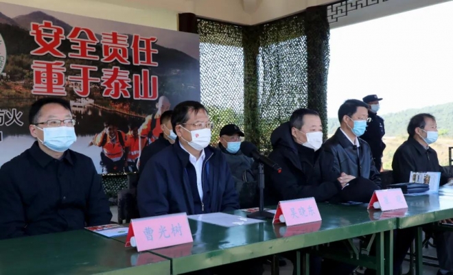 上方山森林消防队在苏州市森林消防业务技能大比武中斩获佳绩