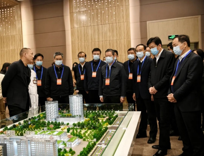 苏州市政协一行视察九龙医院，调研港澳同胞创新创业融合发展情况