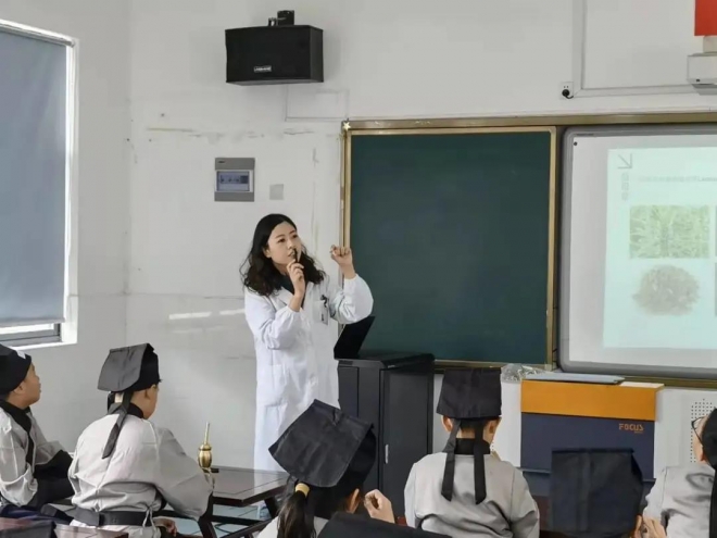 弘扬祖国传统医学，苏州市中医医院深入开展“岐黄校园行”活动