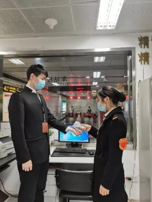 保障乘客出行安全，苏州轨道交通扎实开展疫情防控工作