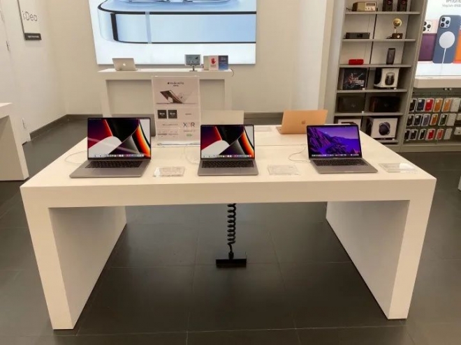 Apple 优质经销商仲璇苏州吴江万象汇店开业大促