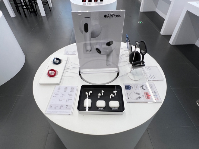Apple 优质经销商仲璇苏州吴江万象汇店开业大促