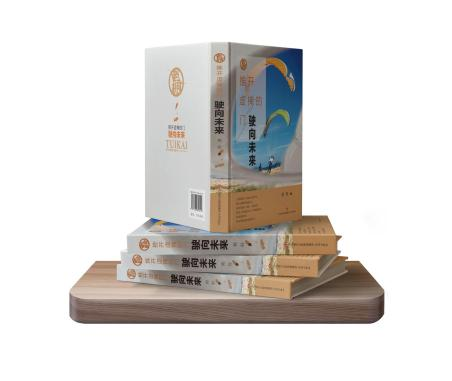 “老司机”自驾60余天环行中国，鼓励大众勇敢推开“虚掩的门”