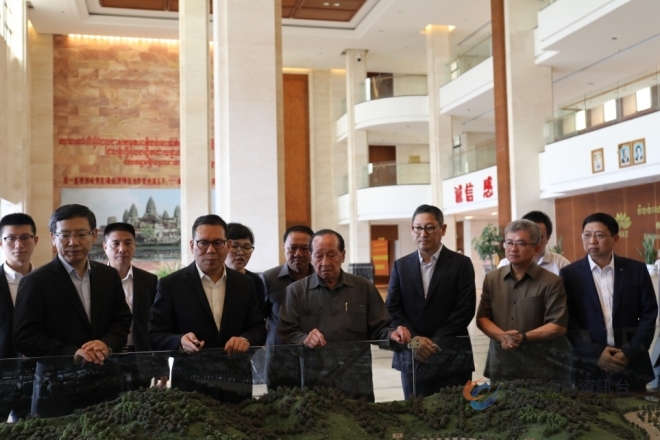 柬埔寨副首相贺南洪致信赞扬西港特区发展成就