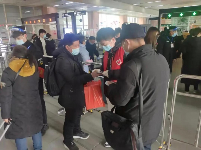 苏州轨道交通青年突击队成立，为复工复产贡献青春力量