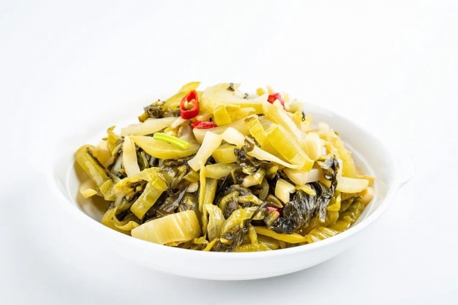 酸菜的制作乱象遭曝光，苏州九龙医院专家教市民如何安全食用