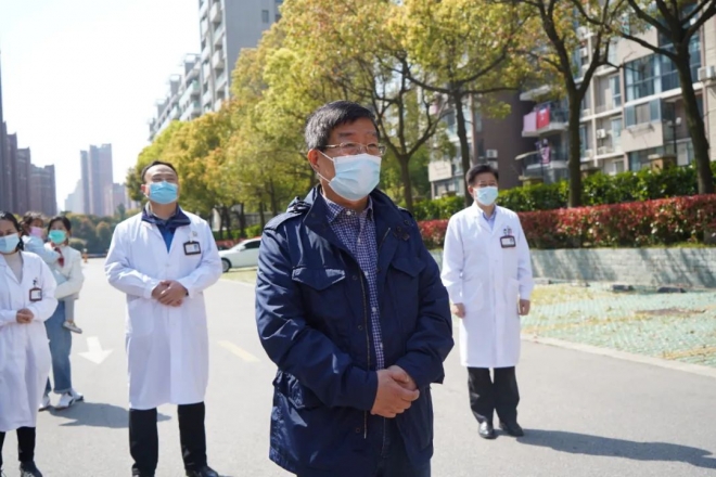 白衣执甲，同心守“沪”！苏州九龙医院27名医护人员逆行出征