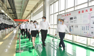 无锡市市长赵建军赞扬红豆抗疫发展两手抓两不误