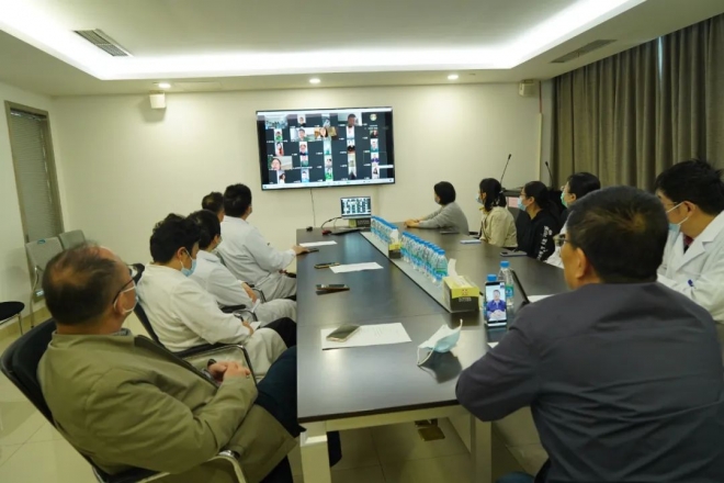 慰问援沪“劳动者”！苏州九龙医院领导视频连线抗疫一线队员