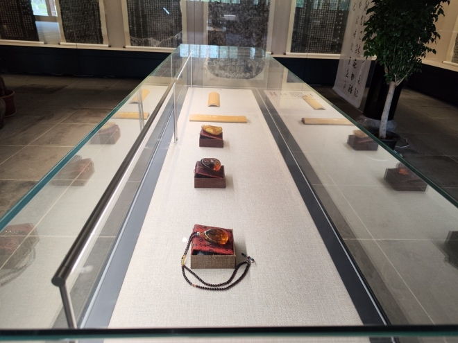 苏州碑博举办“范仲淹与苏州文庙府学碑刻拓片展”