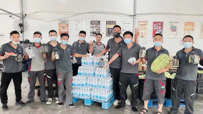 连续十四年夏送清凉，顺丰多重举措做好员工防暑降温工作