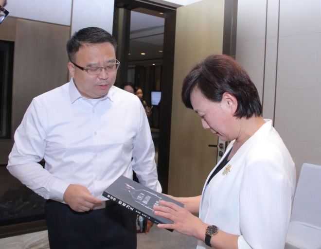 华裔天下文化传媒集团应邀参加2022宿迁（杭州）文化产业推介会