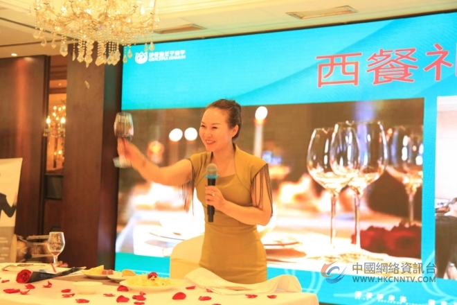 婷曼逸形体内衣沙龙在锡城圆满举办