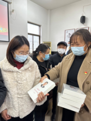 办好人民满意教育 提高人民生活品质 ——如皋市郭园初中支部与郭南村党总支进行党建联谊活动