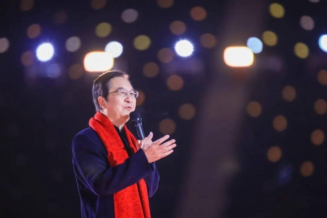 太湖书院院长张其成荣登北京卫视，新年倾情献诵《同仁堂赋》