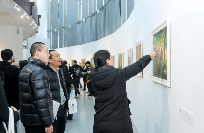 我画故我在！顾人德艺术回顾展在苏州金鸡湖美术馆展出