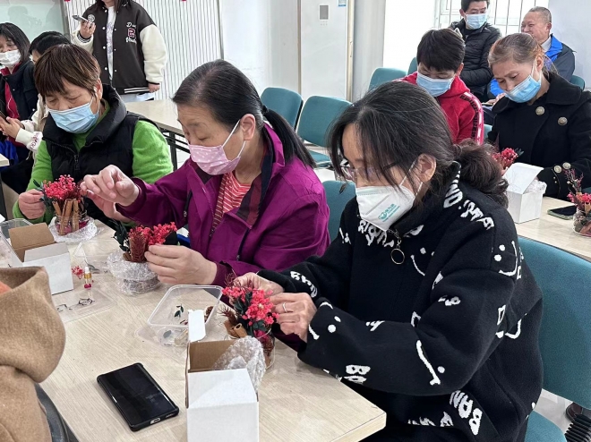致敬她力量,奋发新征程!白洋湾街道开展妇女节系列活动