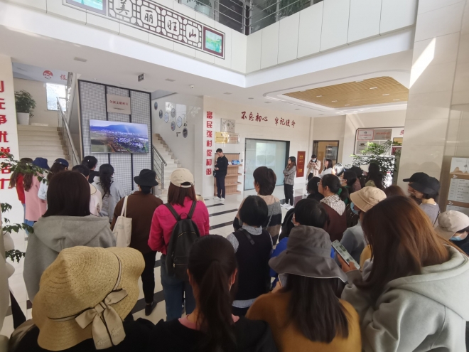 致敬她力量,奋发新征程!白洋湾街道开展妇女节系列活动