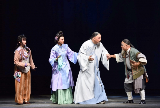 声腔中传承文脉，文华奖川剧《草鞋县令》亮相苏州