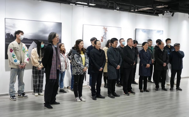 文化助力公益，苏州姑苏区政协举办摄影作品捐赠义卖活动