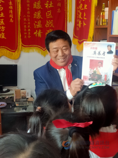 根植爱国情怀：江苏常州金坛段玉裁小学开展走近江苏好人袁顺清学习新时代模范先锋活动