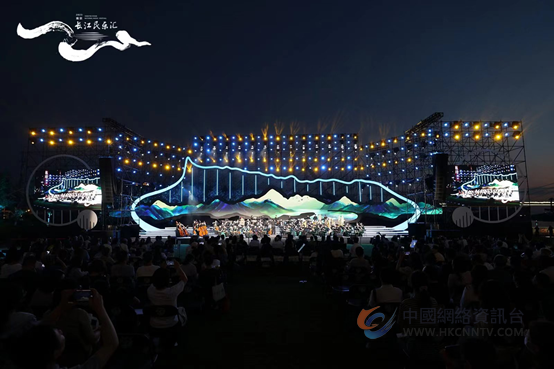 2023南京文化艺术节开幕 大型民族管弦乐《大江南》奏响南京最美江畔获好评