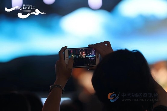 2023南京文化艺术节开幕 大型民族管弦乐《大江南》奏响南京最美江畔获好评
