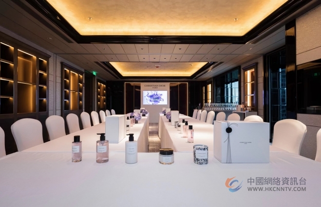 DIOR迪奥香氛世家典藏系列诠释经典调香美学