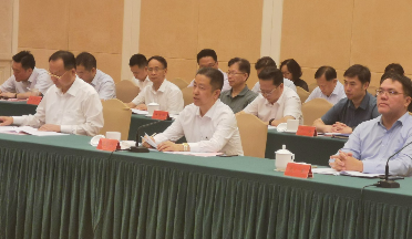 周海江出席全省民营企业学习贯彻习近平总书记考察江苏重要讲话精神座谈会
