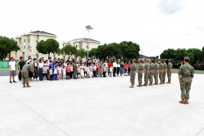 喜迎八一！苏企益助会积极参与国防教育日公益活动