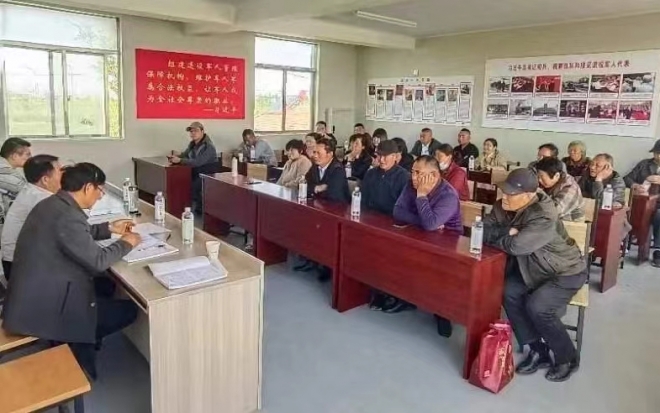 滨海港镇开展“人大代表选民接待日”活动
