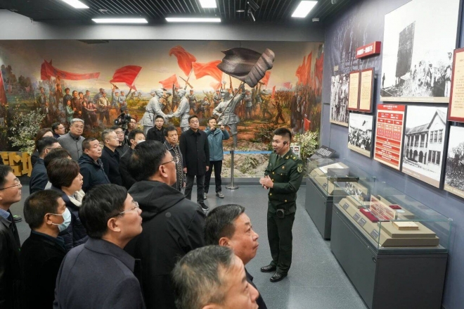 习近平总书记考察盐城重要指示精神引发盐城市社会各界热烈反响：牢记嘱托感恩奋进 绘就革命老区美好生活新画卷