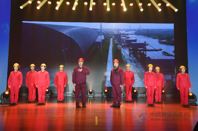 江苏省民营企业文艺节目展演在无锡举行 红豆特色企业文化建设成绩受到各方高度肯定