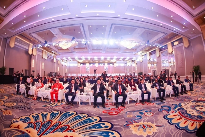 文化聚侨，国潮出海！华裔天下文化大会暨2023福布斯中国杰出匠人Top100颁奖典礼在京举办