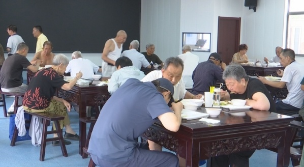 阜宁：长者幸福食堂让老人安享“幸福味道”
