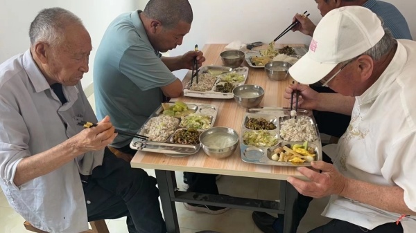 阜宁：长者幸福食堂让老人安享“幸福味道”