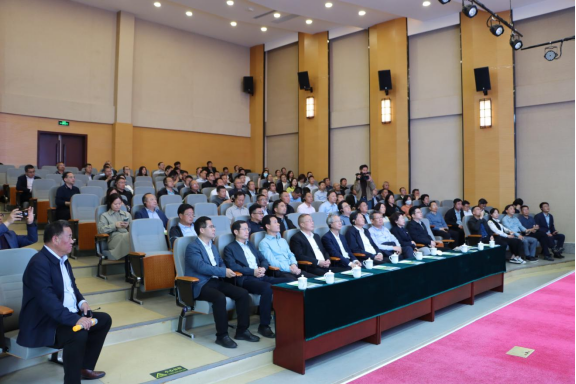  全省畜牧兽医工作现场观摩会在江苏乾宝牧业举行