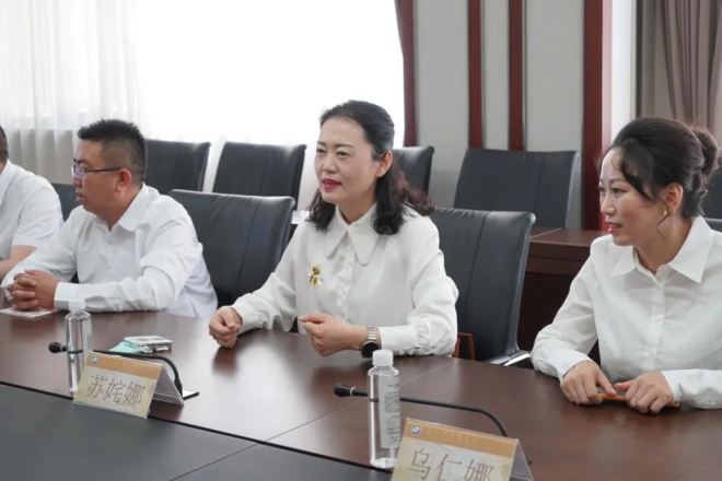 德令哈市人民政府一行到苏州市中医医院走访交流