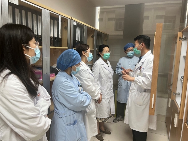苏州市中医医院对实验室及重点区域进行生物安全检查