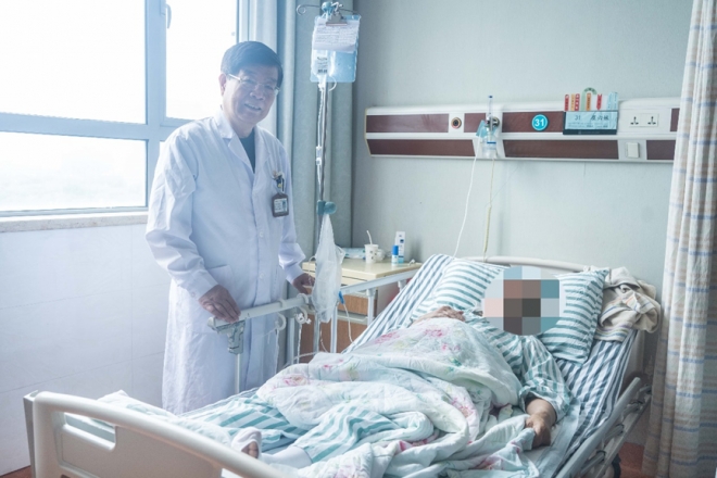 “人机联合”新时代， 苏州九龙医院首例机器人手术成功实施
